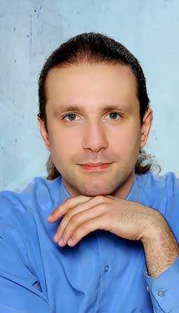 Dmitriy Zhovkovskiy - Klavier